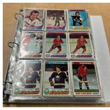 BINDER OF VINTAGE HOCKEY CARDS