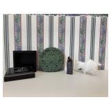 International Collectables incl Alabaster Bull