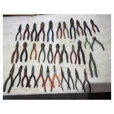 Pliers