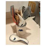 Kitchen Utensils, Holder & Spoon Rest