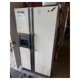 Side by Side Refrigerator (works)