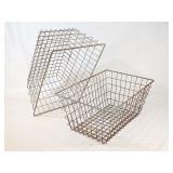 (2) Vintage Wire Baskets (2) Vintage Wire Baskets