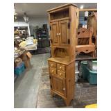 SMALL PINE HUTCH