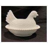 HEN ON NEST WHITE MILK GLASS CANDY DISH