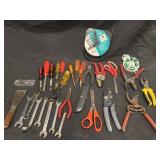 HAND TOOL ASSORTMENT