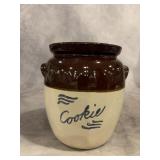 STONEWARE BEAN POT STYLE COOKIE JAR