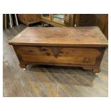 CEDAR CHEST W/CONTENTS 40Wx17.5Hx19D