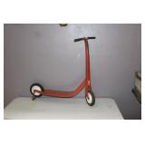 VTG. "RADIO FLYER" SCOOTER VTG. "RADIO FLYER" SCOOTER