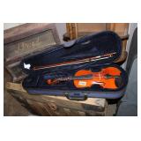 VIOLIN IN CASE VIOLIN IN CASE