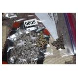 LOT OF CHRISTMAS PINS LOT OF CHRISTMAS PINS