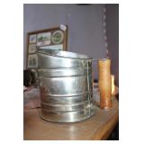 VTG "LISK" FLOUR SIFTER VTG "LISK" FLOUR SIFTER