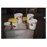 VTG KITCHEN CANNISTER SET VTG KITCHEN CANNISTER SET