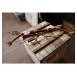 REPROD SHOSHONE MADE BOW AND ARROW WALL HANGING REPROD SHOSHONE MADE BOW AND ARROW WALL HANGING