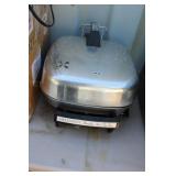 VTG. HOOVER SLECTRIC SKILLET VTG. HOOVER SLECTRIC SKILLET