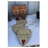 HOME DECOR / WOOD KNIFE HOLDERS HOME DECOR / WOOD KNIFE HOLDERS