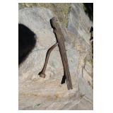 TIRE IRON BEAD CLENCHER TIRE IRON BEAD CLENCHER