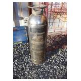 VTG. PTRENE SODA ACID FIRE EXTINGUISHER VTG. PTRENE SODA ACID FIRE EXTINGUISHER