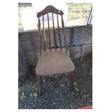 ANTIQUE SEWING CHAIR