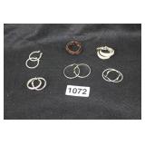 LOT OF SIX PAIR FASHION HOOP EARRINGS LOT OF SIX PAIR FASHION HOOP EARRINGS