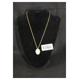 VTG "WHITING AND DAVIS" 18K CHAIN AND PENDENT VTG "WHITING AND DAVIS" 18K CHAIN AND PENDENT