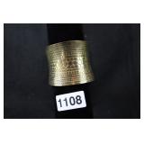 HAMMERED BRASS CUFF HAMMERED BRASS CUFF