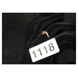 10 K GOLD SINGLE BAND DIAMOND SIZE 6.5 10 K GOLD SINGLE BAND DIAMOND SIZE 6.5