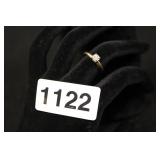 14 K GOLD SINGLE DIAMOND SIZE 5 ENGAGEMENT RING 14 K GOLD SINGLE DIAMOND SIZE 5 ENGAGEMENT RING