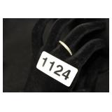 14 K GOLD SINGLE BAND DIAMONDS SIZE 7.25 14 K GOLD SINGLE BAND DIAMONDS SIZE 7.25