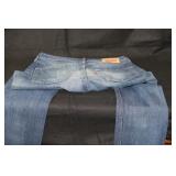 LEVIS 501 SIZE 31 - 32 BUTTON FLY LEVIS 501 SIZE 31 - 32 BUTTON FLY