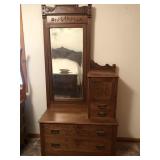 Gentlemens dresser oak