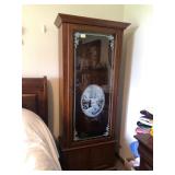 8 Gun Glass front gun cabinet locking
