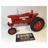 1/16 Farmall 350 Earl