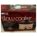 Slow cooker