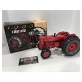 1/16 International I-D 9 Ertl