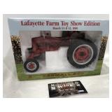 1/16 Farmall 200 Ertl