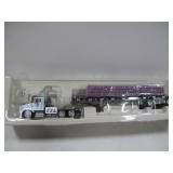 Kenworth T880 Flatbed Semi w/Load