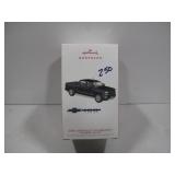 Chevy Silverado 2018 4X4 Pickup Ornament