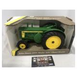 1/16 John Deere 820 diesel Ertl