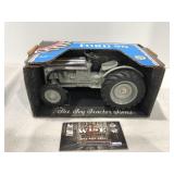 1/16 Ford nine in Ertl