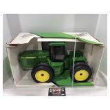 1/16 John Deere 8760 Ertl