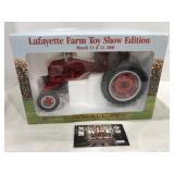 1/16 Farmall 200 Ertl