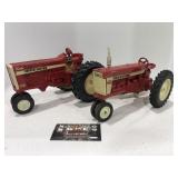 1/16 Farmall 560 & 1206