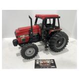 1/16 Case IH 3294 Ertl 1985