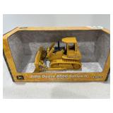 John Deere 850C Series 2 Ertl