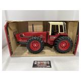 International 2+2 Ertl 1/16th Scale Replica,