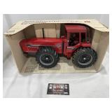 International 2+2 tractor, Ertl, 1/16 scale,