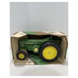 John Deere 1949/1954 model R tractor, collectors
