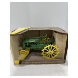 John Deere in 1937 model G tractor, Ertl, 1/16