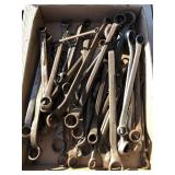 Box and wrenches SAE