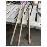 Three prong pitchforks